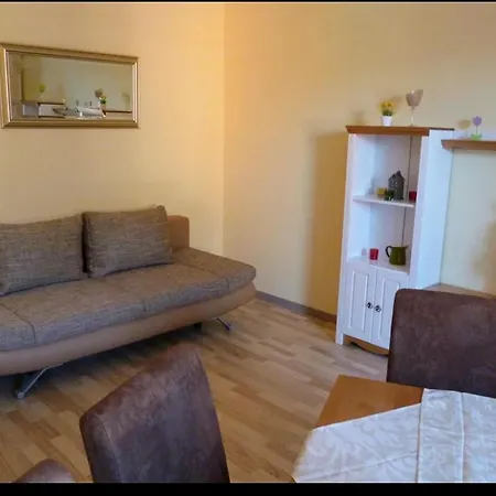 アパート Apartmentsplanegg Moebliertes Wohnen プラネック